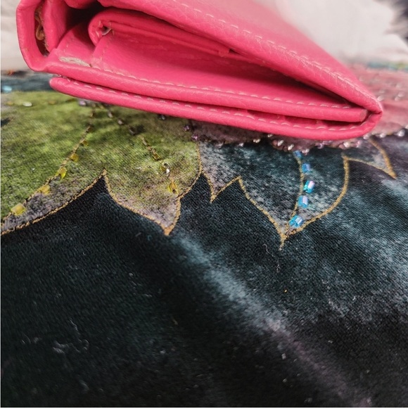 Salvatore Ferragamo Pink Leather Wallet - Picture 3 of 10